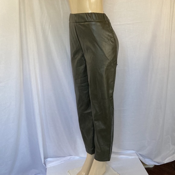 A NEW DAY Faux Leather Pants Green Color Size XL Straight Leg Elastic Waist NWOT - Picture 5 of 9